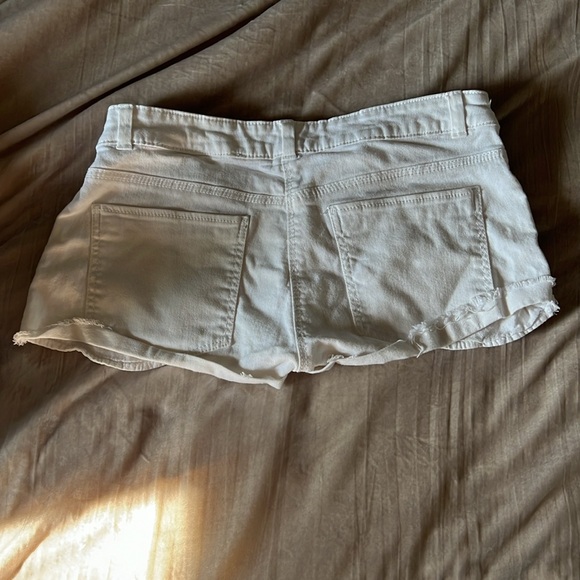 H&M white shorts skirt sz small - Picture 2 of 2